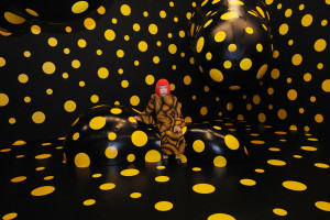 099-yayoi-kusama-theredlist